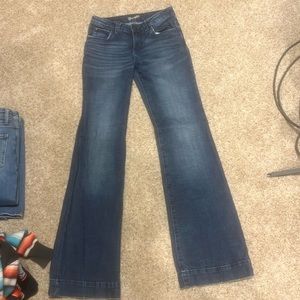 Women’s Wrangler jeans